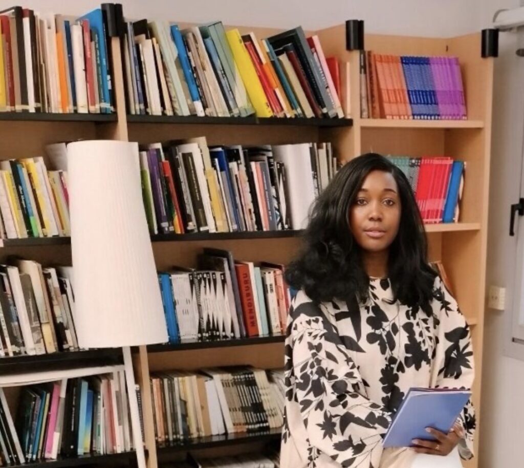 Anita Hichaicoto: “Publicar un libro en Guinea Ecuatorial requiere estrategia, inversión y experiencia”