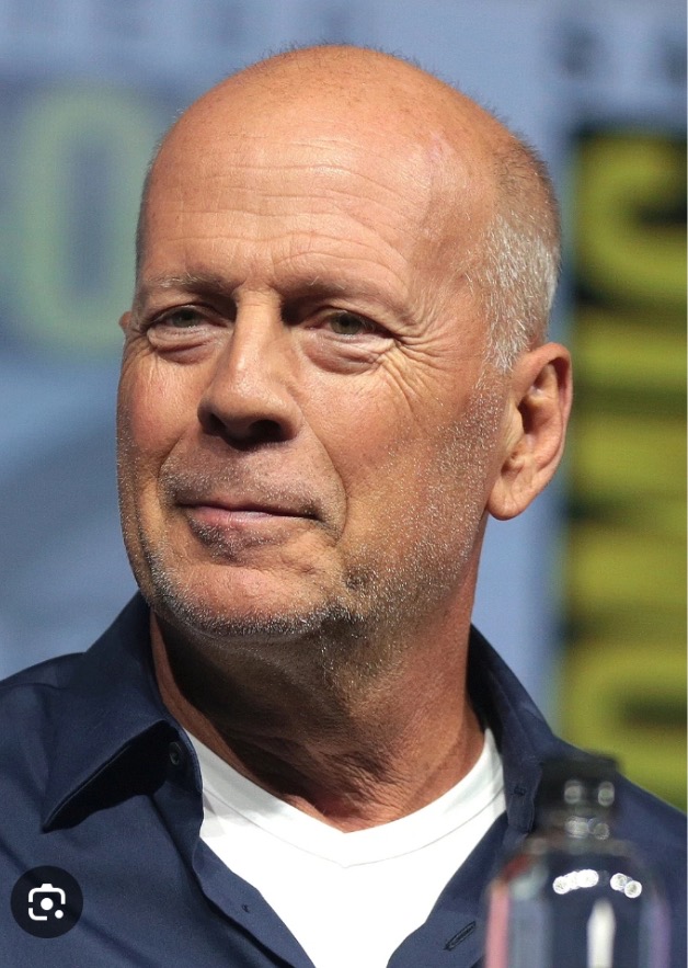 Ingresan al actor Bruce Willis en una residencia especializada